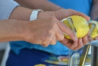 Lemon tour plus and Lunch with lemon base plus Limoncello class